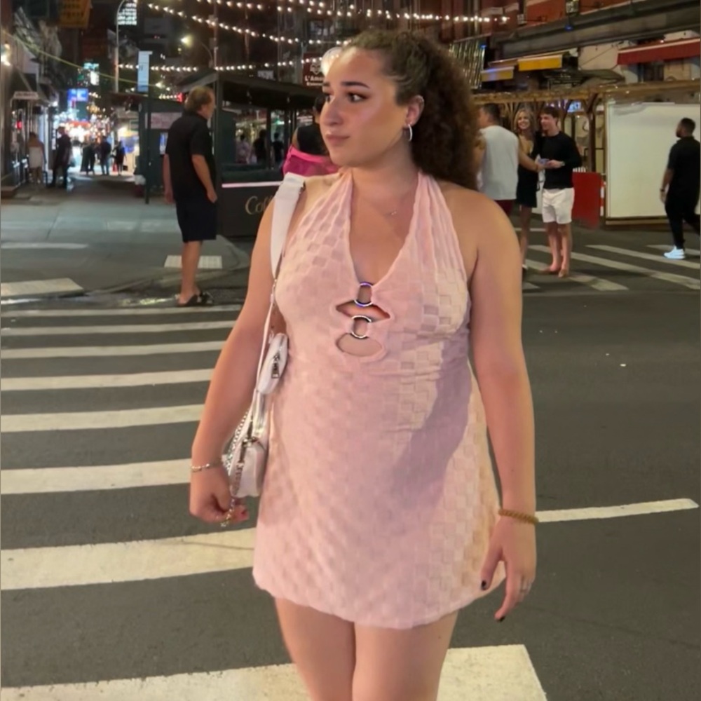 PrettyLittleThing Pink Ring Detail Towel Soft Dress
